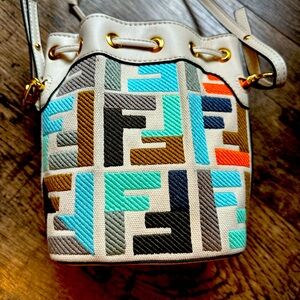 Fashion Inspired Small Bucket Bag